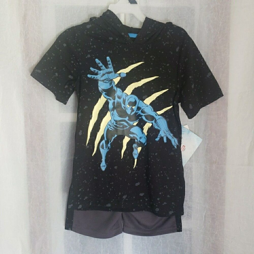 NWT Marvel Black Panther Boys Cosplay Hooded Top & Shorts Outfit Set Size 4